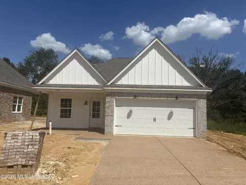 7198 Fairmont Pl Cv, Southaven, MS 38671