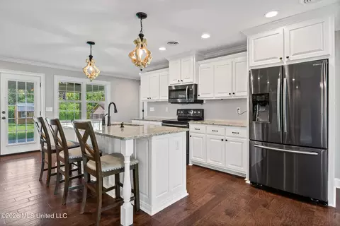 Kitchen - 4308 Mockingbird Rd, Oxford, MS 38655 photo 1 of 2
