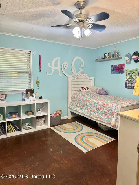 Bedroom - 491 S Thunderbird Dr, Hernando, MS 38632 photo 2 of 5