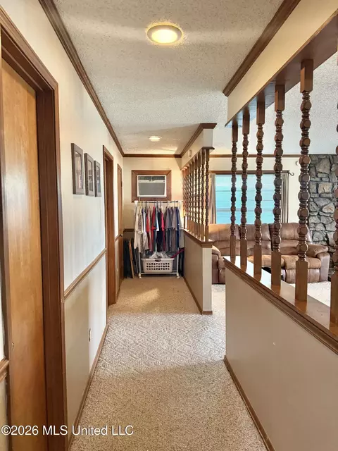 Entry Way - 491 S Thunderbird Dr, Hernando, MS 38632 photo 1 of 1