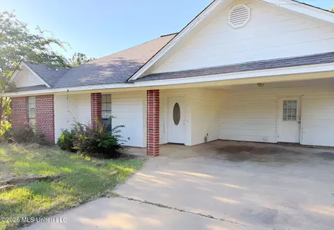 Exterior - 1107 SE 2nd St, Magee, MS 39111 photo 2 of 3