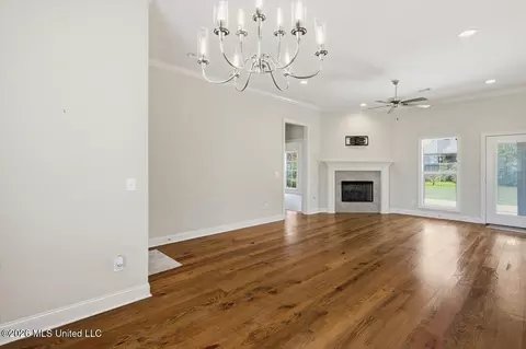 Living - 306 Woodscape Cv, Canton, MS 39046 photo 4 of 4