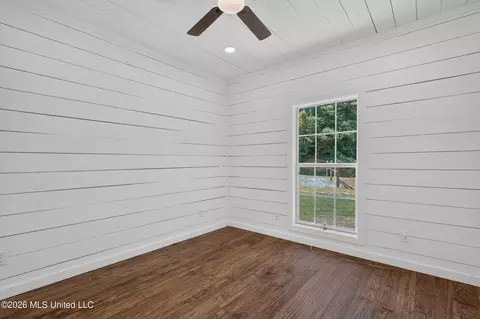 Bedroom - 2881 Cr 424, Ripley, MS 38663 photo 1 of 2