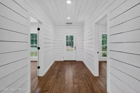 Entry Way - 2881 Cr 424, Ripley, MS 38663 photo 1 of 7