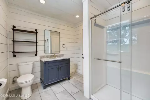 Bath - 2881 Cr 424, Ripley, MS 38663 photo 3 of 4