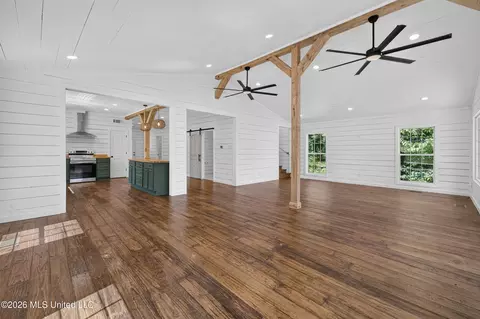 Entry Way - 2881 Cr 424, Ripley, MS 38663 photo 3 of 7