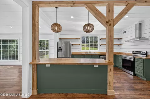 Kitchen - 2881 Cr 424, Ripley, MS 38663 photo 5 of 6