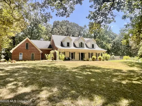5560 Poplar Corner Rd, Walls, MS 38680