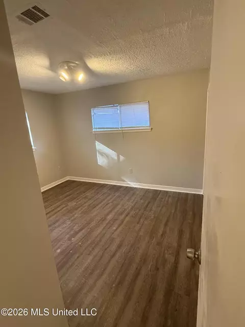 Bedroom - 4344 California Ave, Jackson, MS 39213 photo 1 of 2