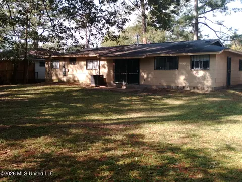 Exterior - 4344 California Ave, Jackson, MS 39213 photo 2 of 2
