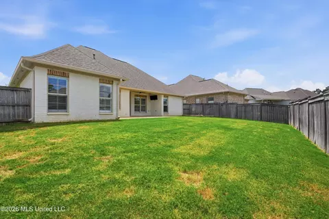 Exterior - 420 Emerald Trl, Brandon, MS 39047 photo 4 of 4