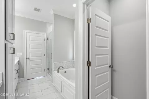Entry Way - 420 Emerald Trl, Brandon, MS 39047 photo 2 of 3