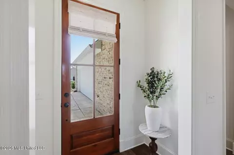 Entry Way - 133 Hunters Way, Canton, MS 39046 photo 1 of 4