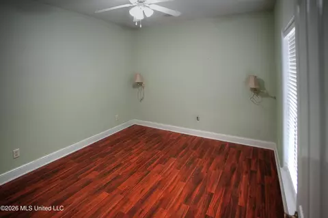 Bedroom - 1663 Cedar Trail Cv, Hernando, MS 38632 photo 5 of 5
