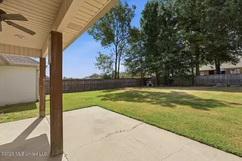 Exterior - 115 Kings Xing, Canton, MS 39046 photo 5 of 7