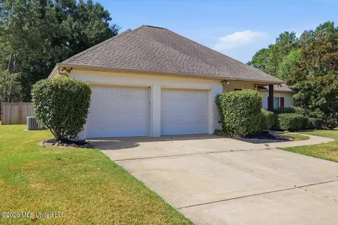 Exterior - 115 Kings Xing, Canton, MS 39046 photo 3 of 7