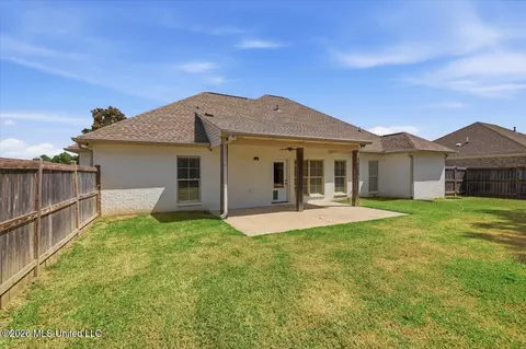 Exterior - 115 Kings Xing, Canton, MS 39046 photo 6 of 7