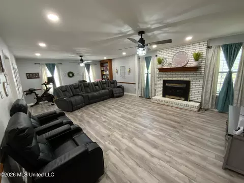 Other - 6372 Ashley Cir, Jackson, MS 39213 photo 3 of 4