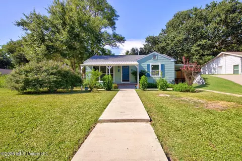 1644 Pringle Cir, Biloxi, MS 39531
