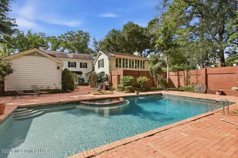 Exterior - 3851 Old Canton Rd, Jackson, MS 39216 photo 2 of 13