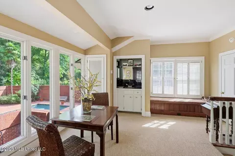 Entry Way - 3851 Old Canton Rd, Jackson, MS 39216 photo 1 of 5