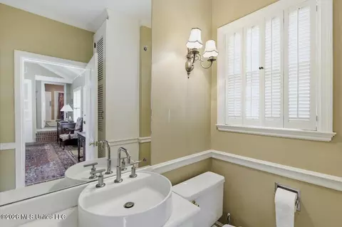 Bath - 3851 Old Canton Rd, Jackson, MS 39216 photo 1 of 3
