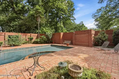 Exterior - 3851 Old Canton Rd, Jackson, MS 39216 photo 8 of 13