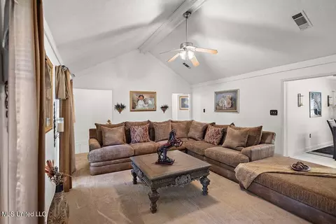 Living - 1085 Thomas Dr, Raymond, MS 39154 photo 2 of 2