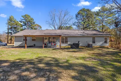 Exterior - 1085 Thomas Dr, Raymond, MS 39154 photo 5 of 5