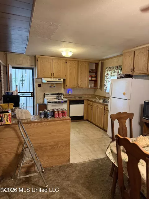 Kitchen - 2803 Teresa Dr, Jackson, MS 39212 photo 1 of 1