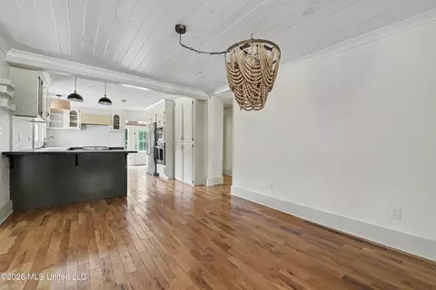 Dining - 7101 Wayne Ln, Biloxi, MS 39532 photo 1 of 1