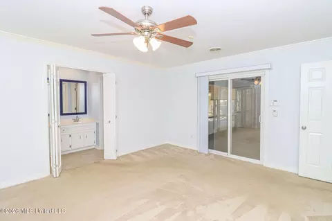 Bedroom - 37 Sunline Dr, Brandon, MS 39042 photo 4 of 12