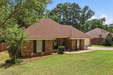 Exterior - 407 Pine Ridge Rd, Florence, MS 39073 photo 2 of 9