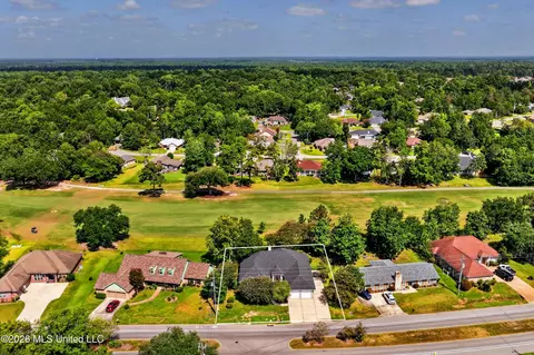 View/Area - 56135 E Diamondhead Dr, Diamondhead, MS 39525 photo 2 of 4