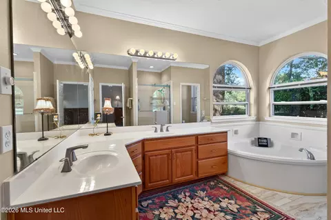 Bath - 56135 E Diamondhead Dr, Diamondhead, MS 39525 photo 1 of 4