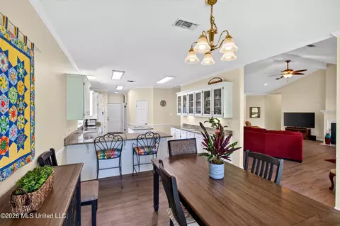 Dining - 56135 E Diamondhead Dr, Diamondhead, MS 39525 photo 4 of 4