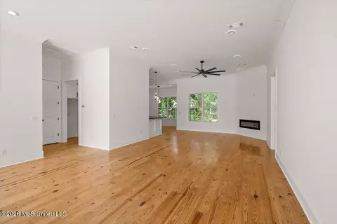 Living - 304 Millcreek Dr, Brandon, MS 39047 photo 1 of 3