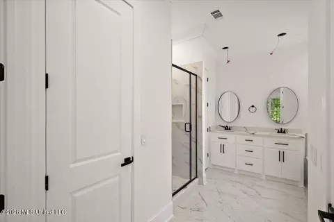 Entry Way - 304 Millcreek Dr, Brandon, MS 39047 photo 2 of 2
