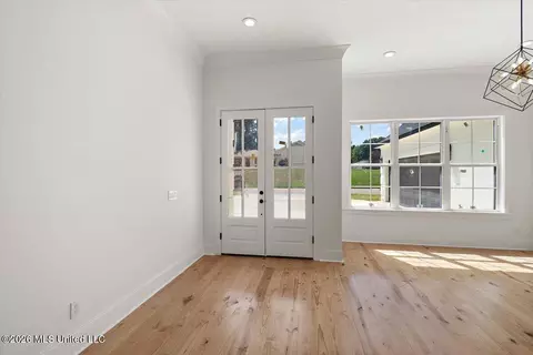 Entry Way - 304 Millcreek Dr, Brandon, MS 39047 photo 1 of 2
