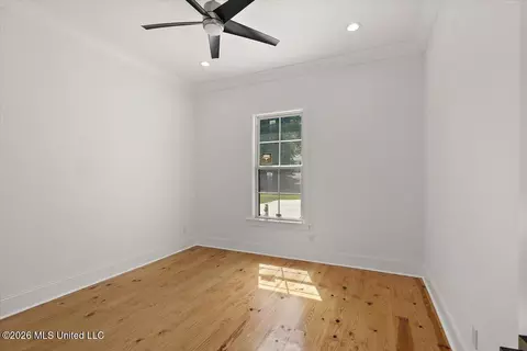 Bedroom - 304 Millcreek Dr, Brandon, MS 39047 photo 3 of 4