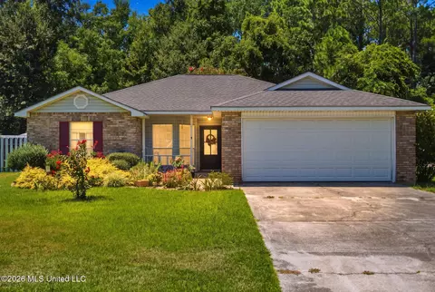 219 N Lang Ave, Long Beach, MS 39560