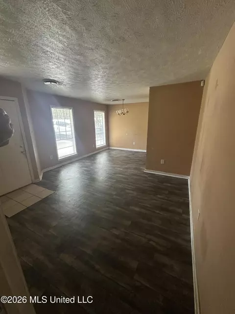 Living - 1746 Dorgan St, Jackson, MS 39204 photo 4 of 4