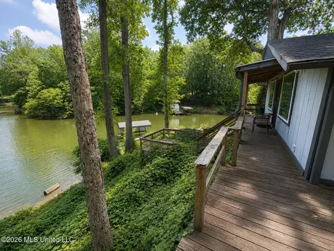 Exterior - 3256 Monans Rill Cv, Hernando, MS 38632 photo 2 of 4