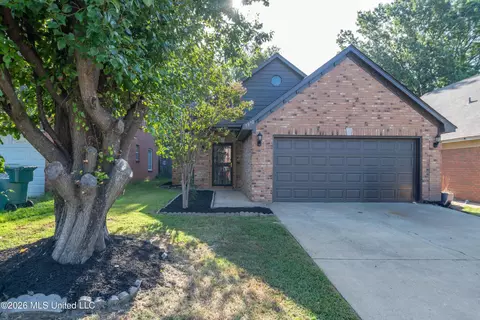7870 Chesterfield Dr, Southaven, MS 38671