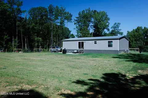 227 Pickering, Florence, MS 39073 photo 16