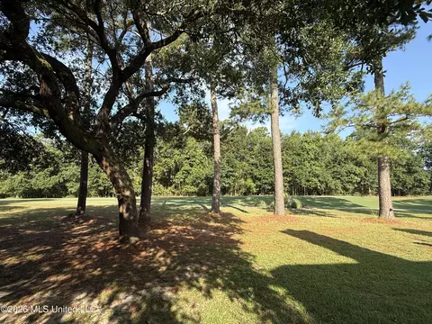Exterior - 248 Highpoint Dr, Diamondhead, MS 39525 photo 1 of 3