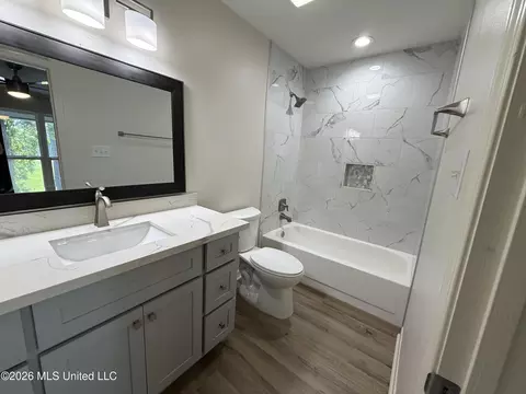 Bath - 248 Highpoint Dr, Diamondhead, MS 39525 photo 3 of 4