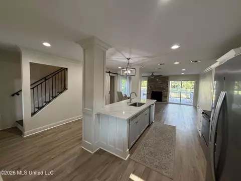Entry Way - 248 Highpoint Dr, Diamondhead, MS 39525 photo 2 of 2
