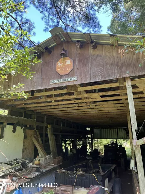 Exterior - 15546 Broadus Rd, Saucier, MS 39574 photo 5 of 10