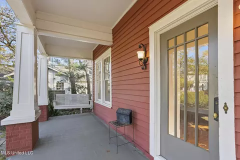 Exterior - 801 Arlington St, Jackson, MS 39202 photo 4 of 9